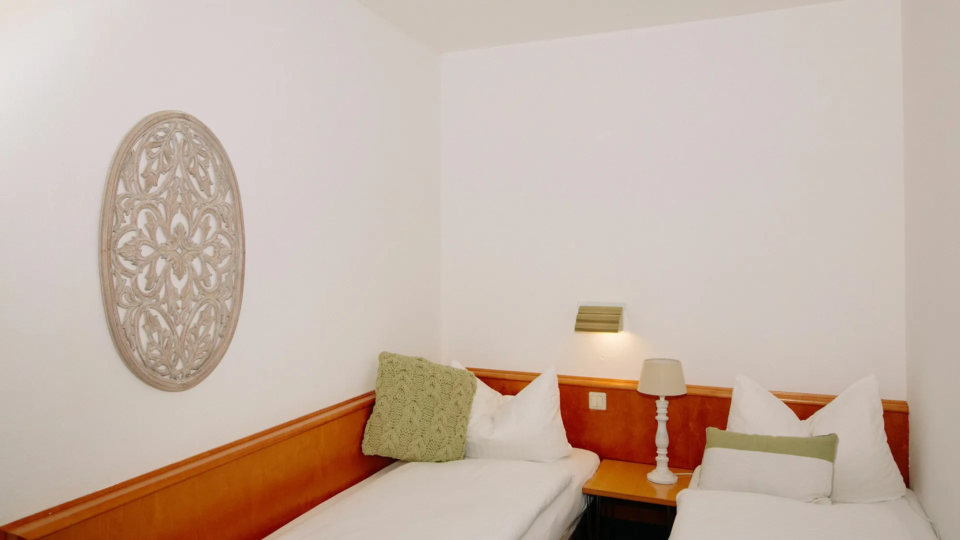 Gasthof Hotel Auerstein Dépendance  Heidelberg